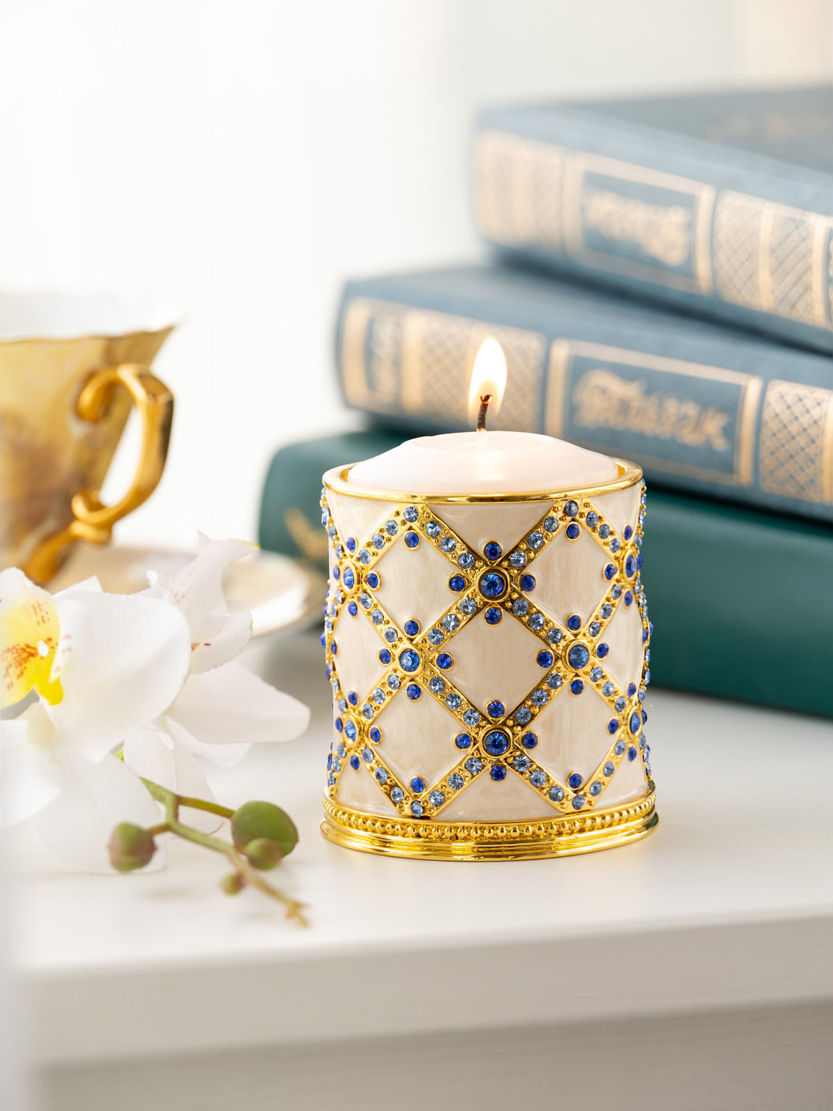 Keren Kopal Golden Cream Decorated Candle Holder