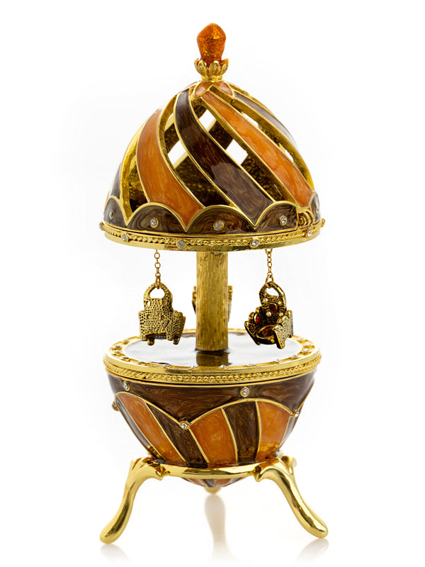 Keren Kopal Brown Carousel With Royal Chairs