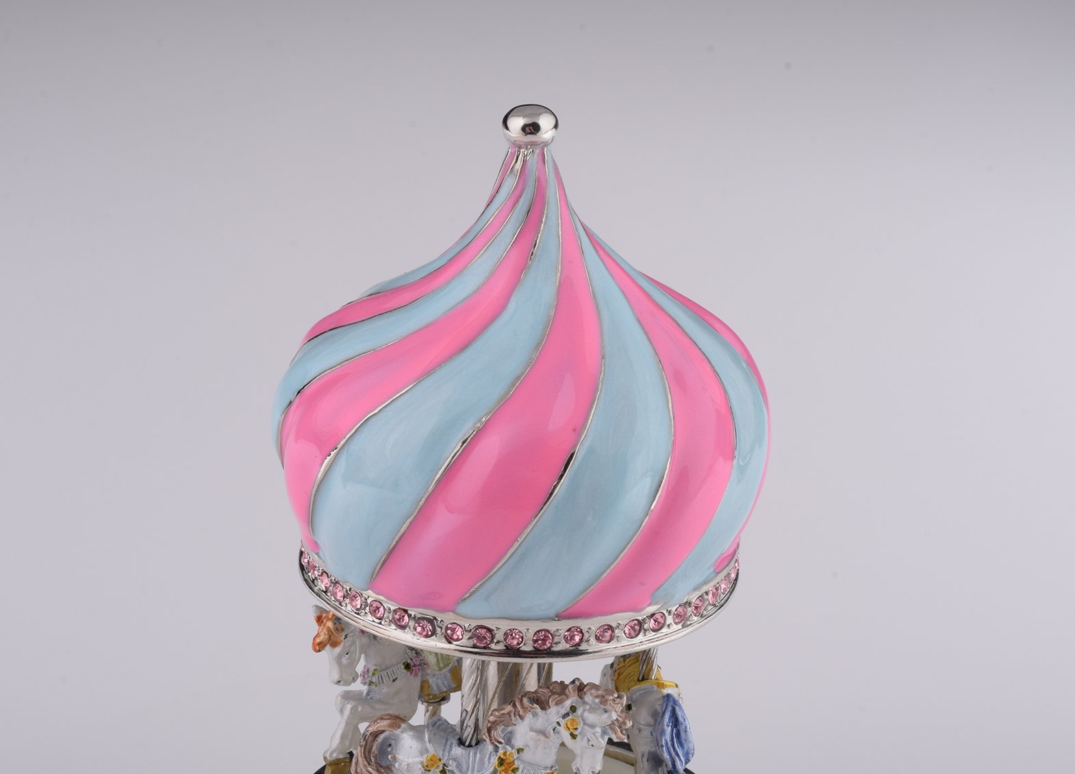 Keren Kopal Pink Wind up Musical Carousel