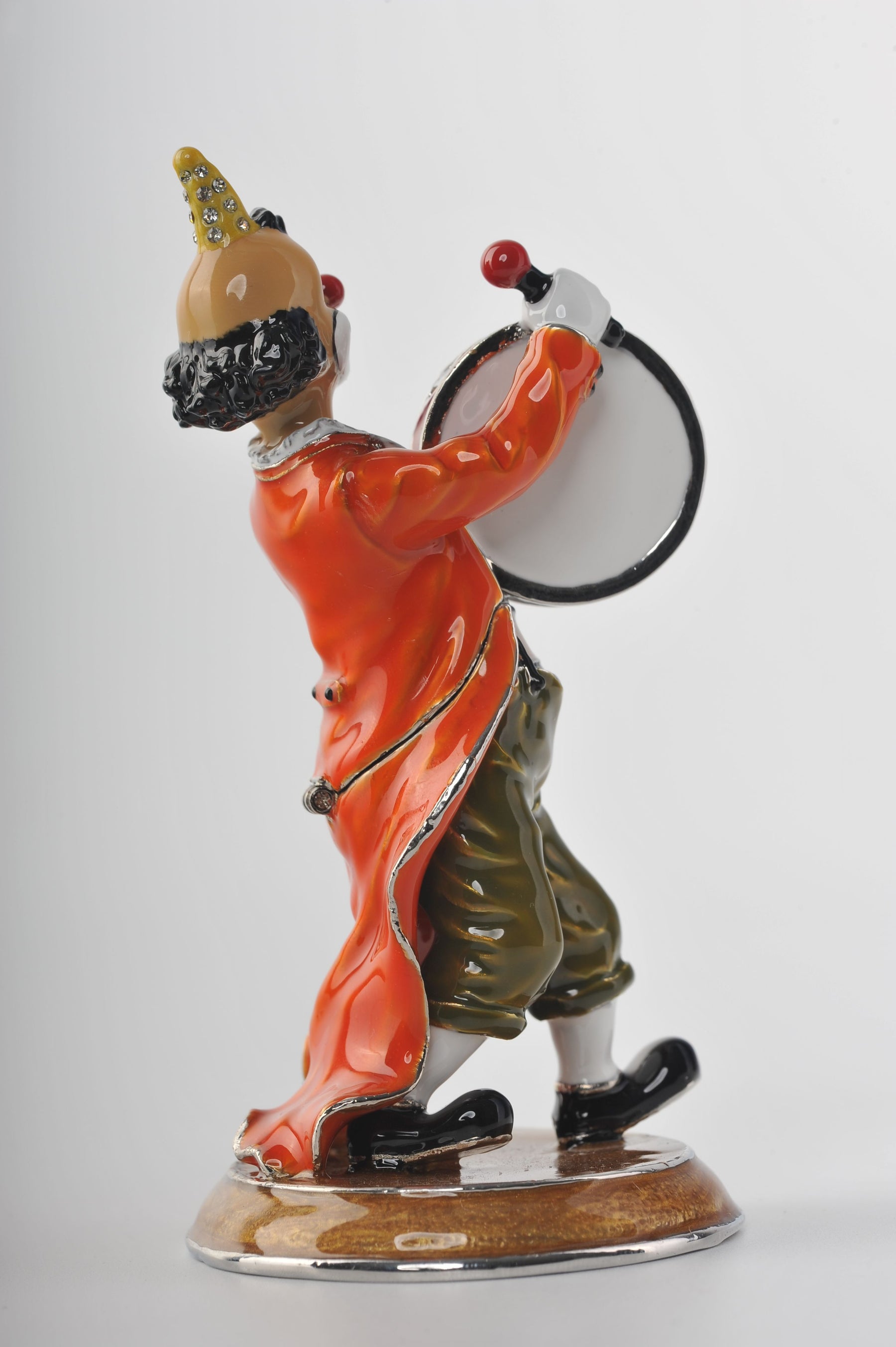 Keren Kopal Clown Playing the Drum