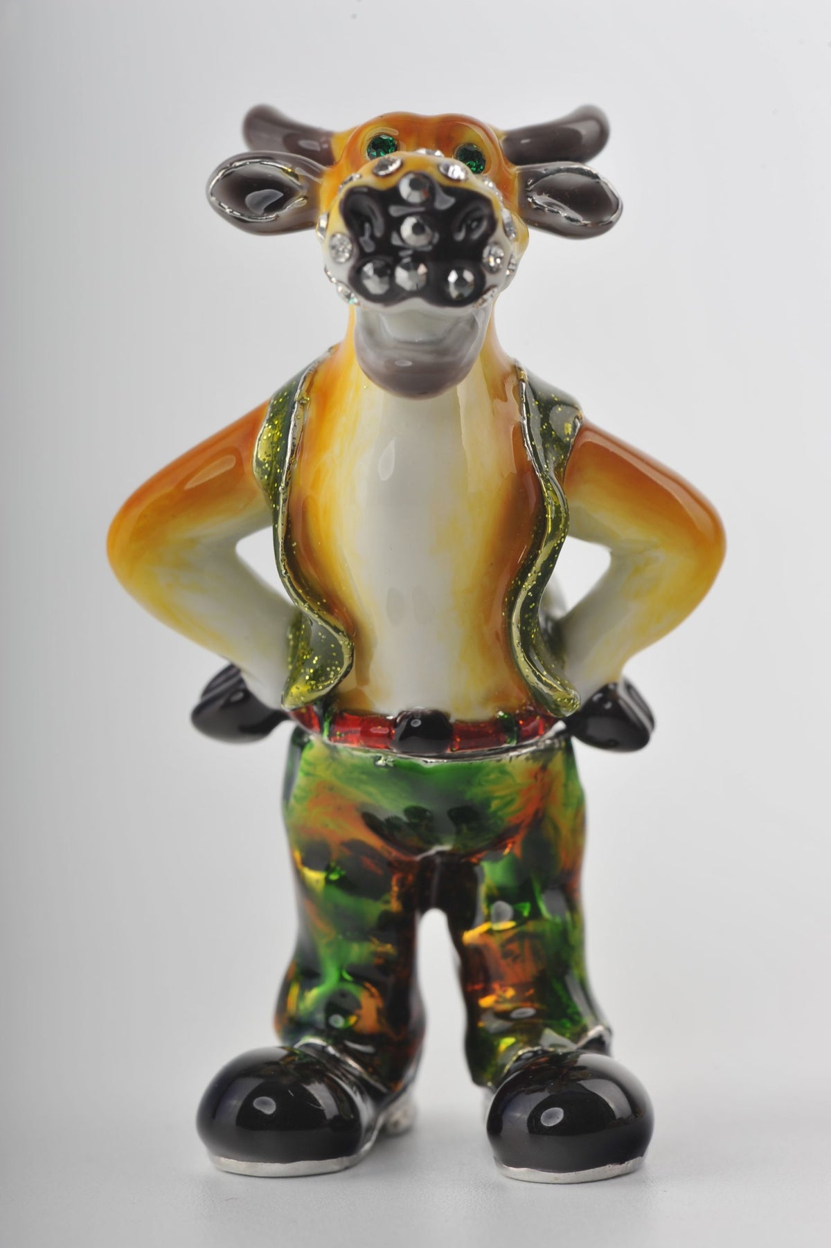 Keren Kopal Standing Bull with Green Pants