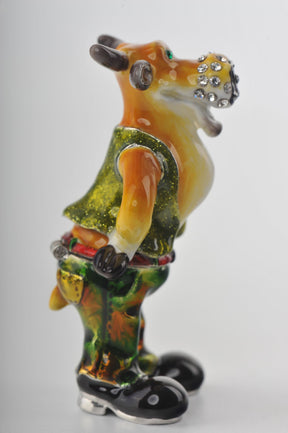 Keren Kopal Standing Bull with Green Pants