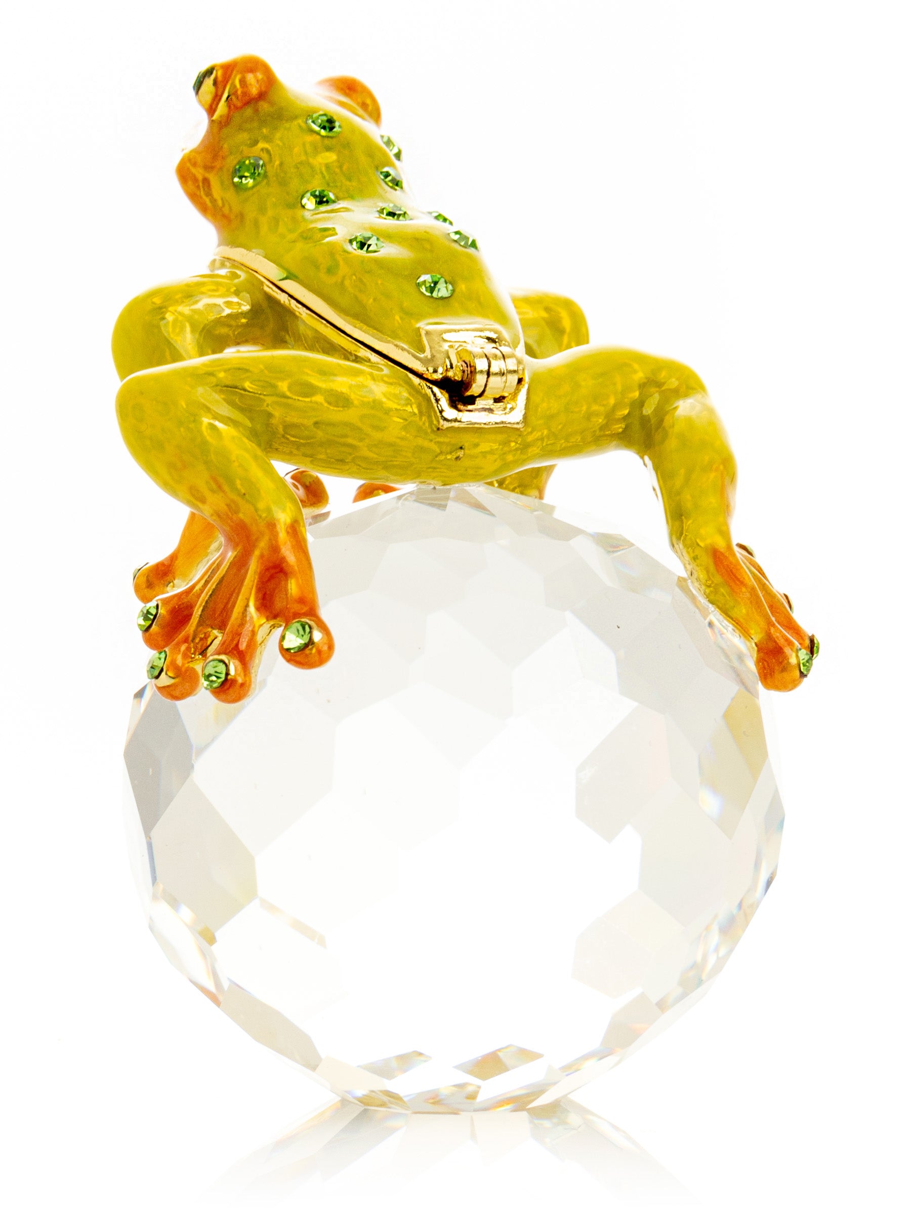 Frog on Crystal