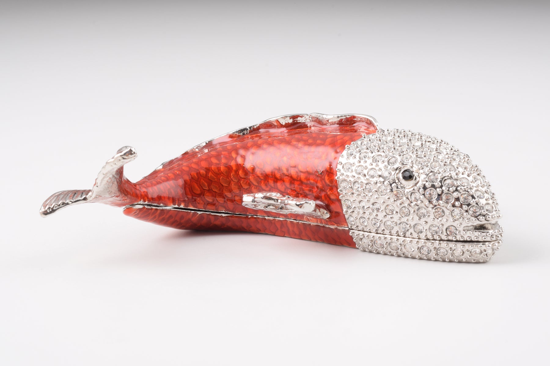 Keren Kopal Red & Silver Fish