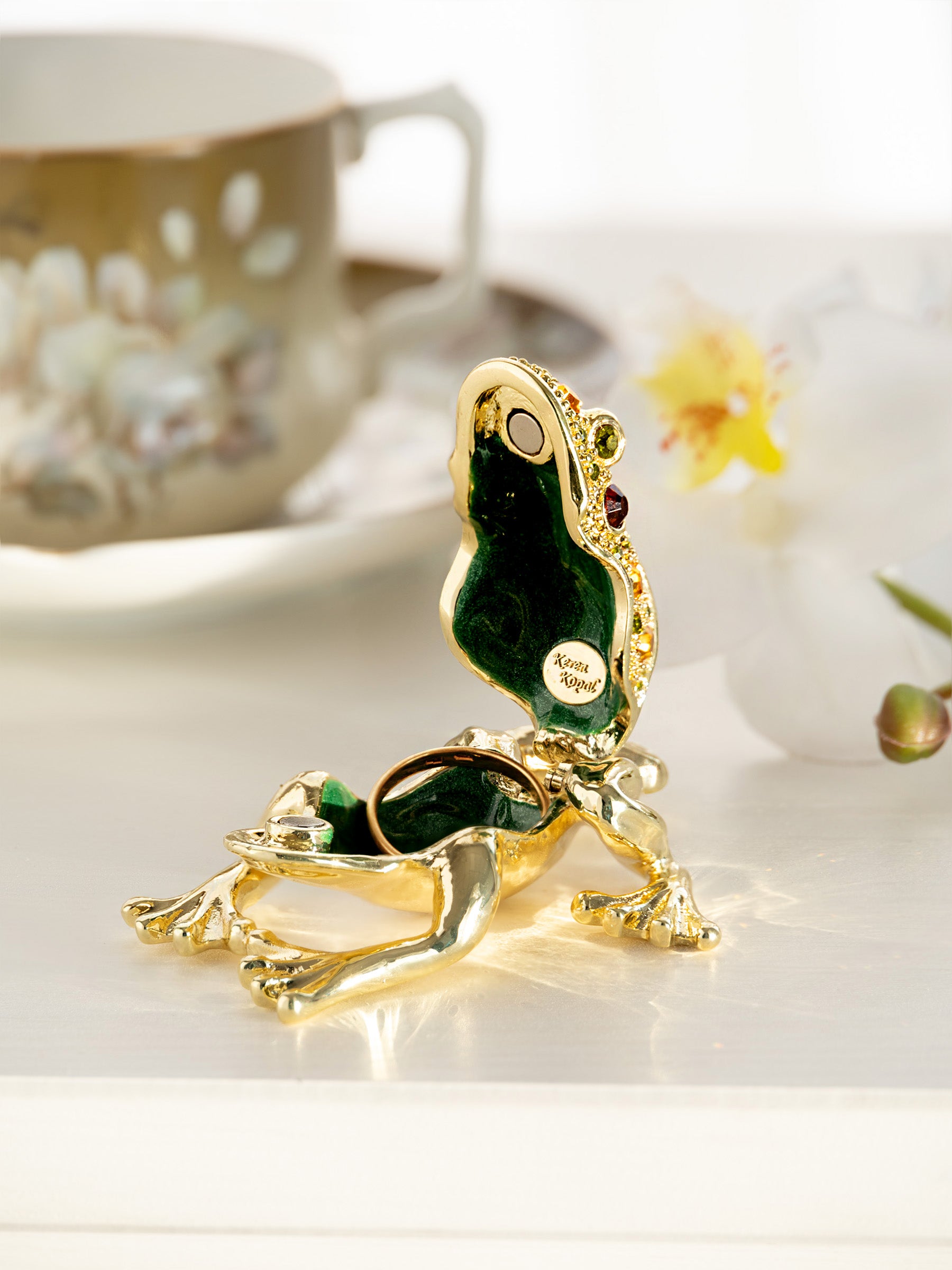 Keren Kopal Golden Frog Trinket Box