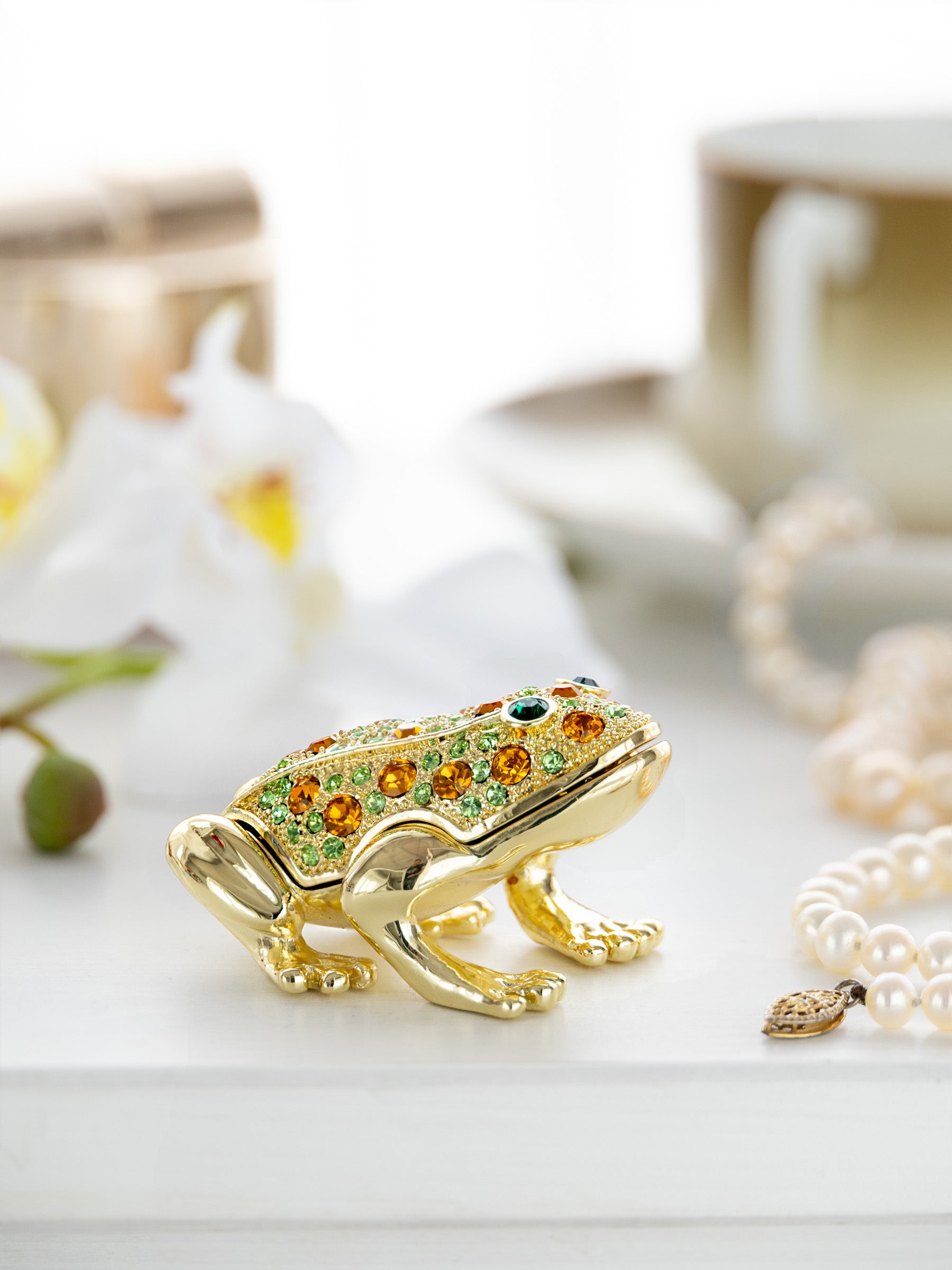 Keren Kopal Gold & Green Frog