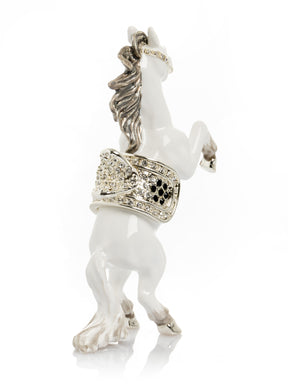 Keren Kopal White Horse