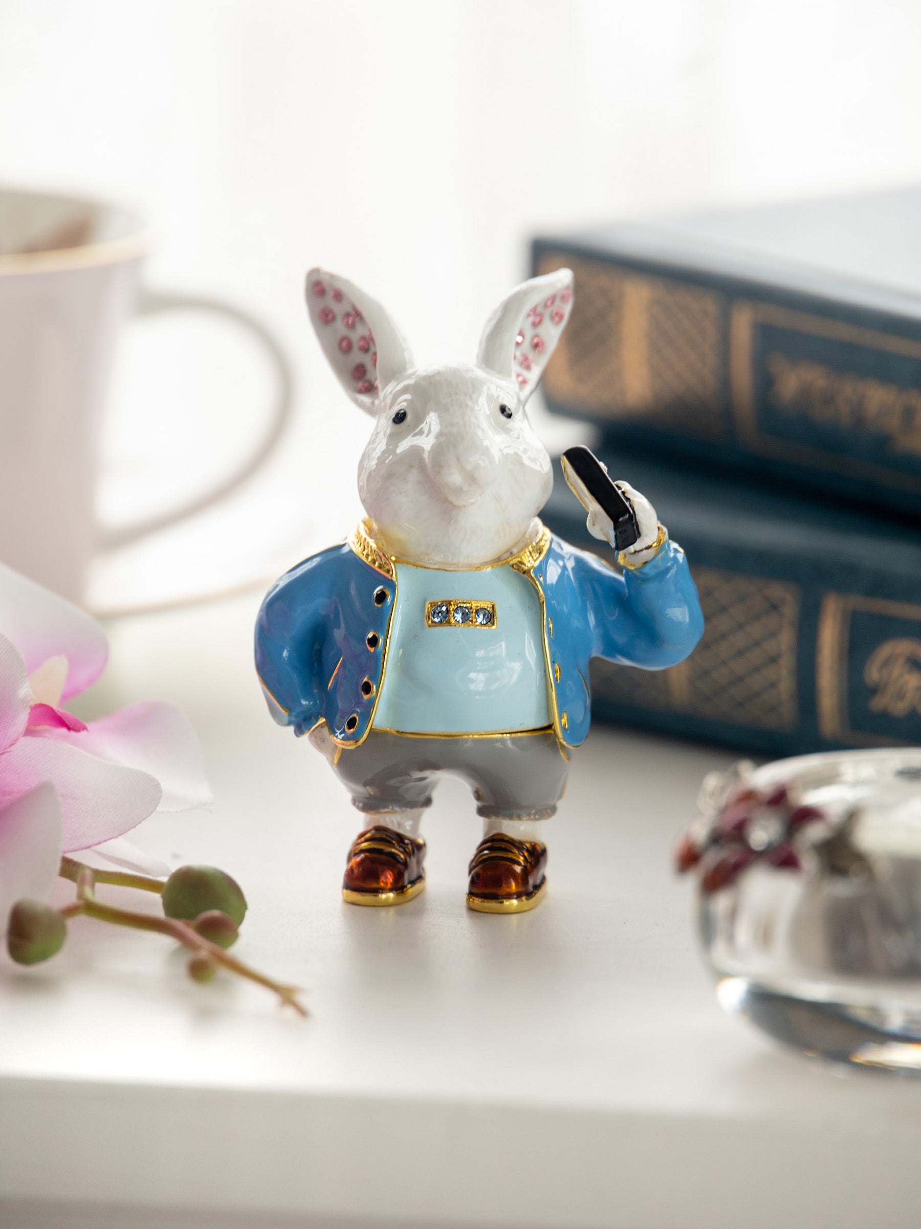 Keren Kopal Businessman Rabbit with Cellphone Trinket Box