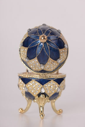 Oeuf Fabergé bleu avec pendentif œuf à l'intérieur