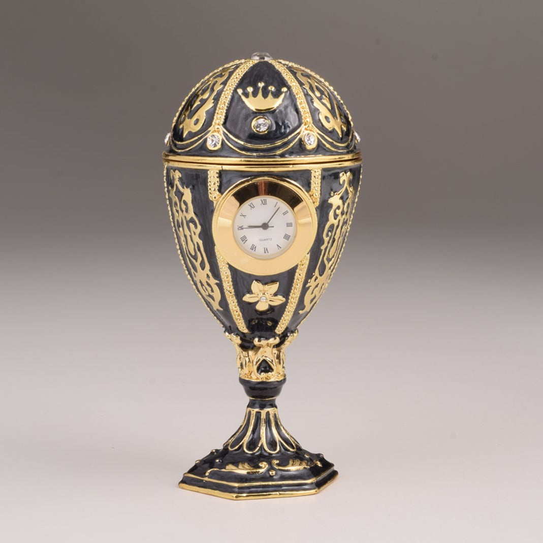 Oeuf de Fabergé noir avec horloge