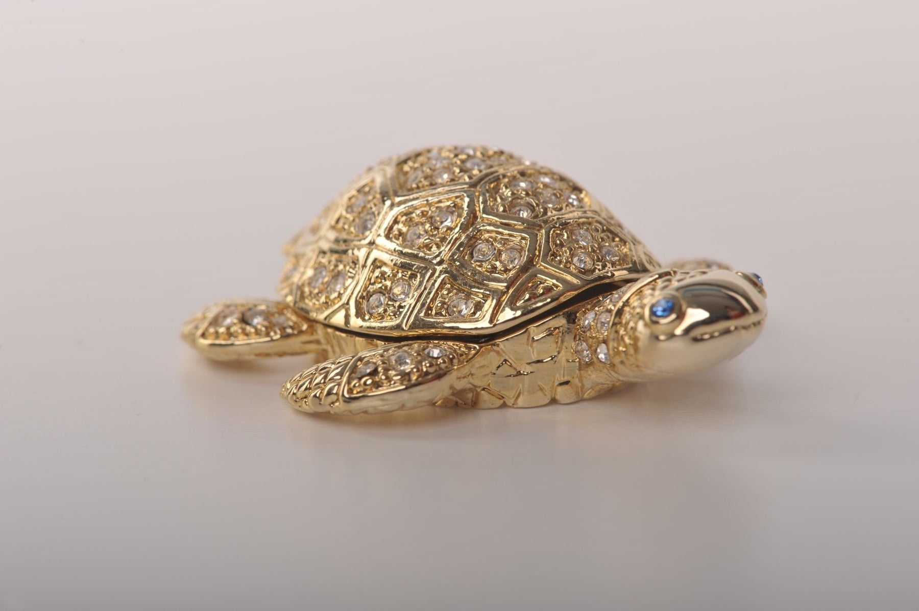 Keren Kopal Golden Sea Turtle  30.00