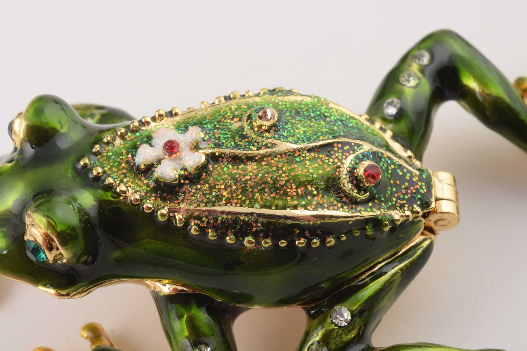 Keren Kopal Green Frog with a Flower  41.50