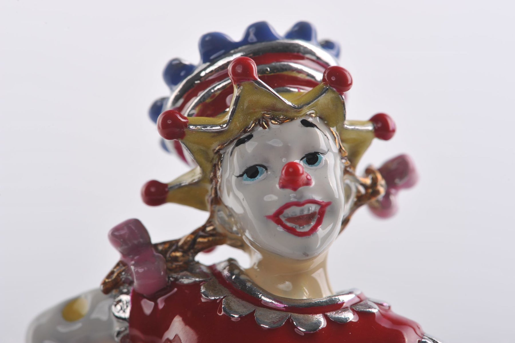 Keren Kopal Happy Female Clown  94.00