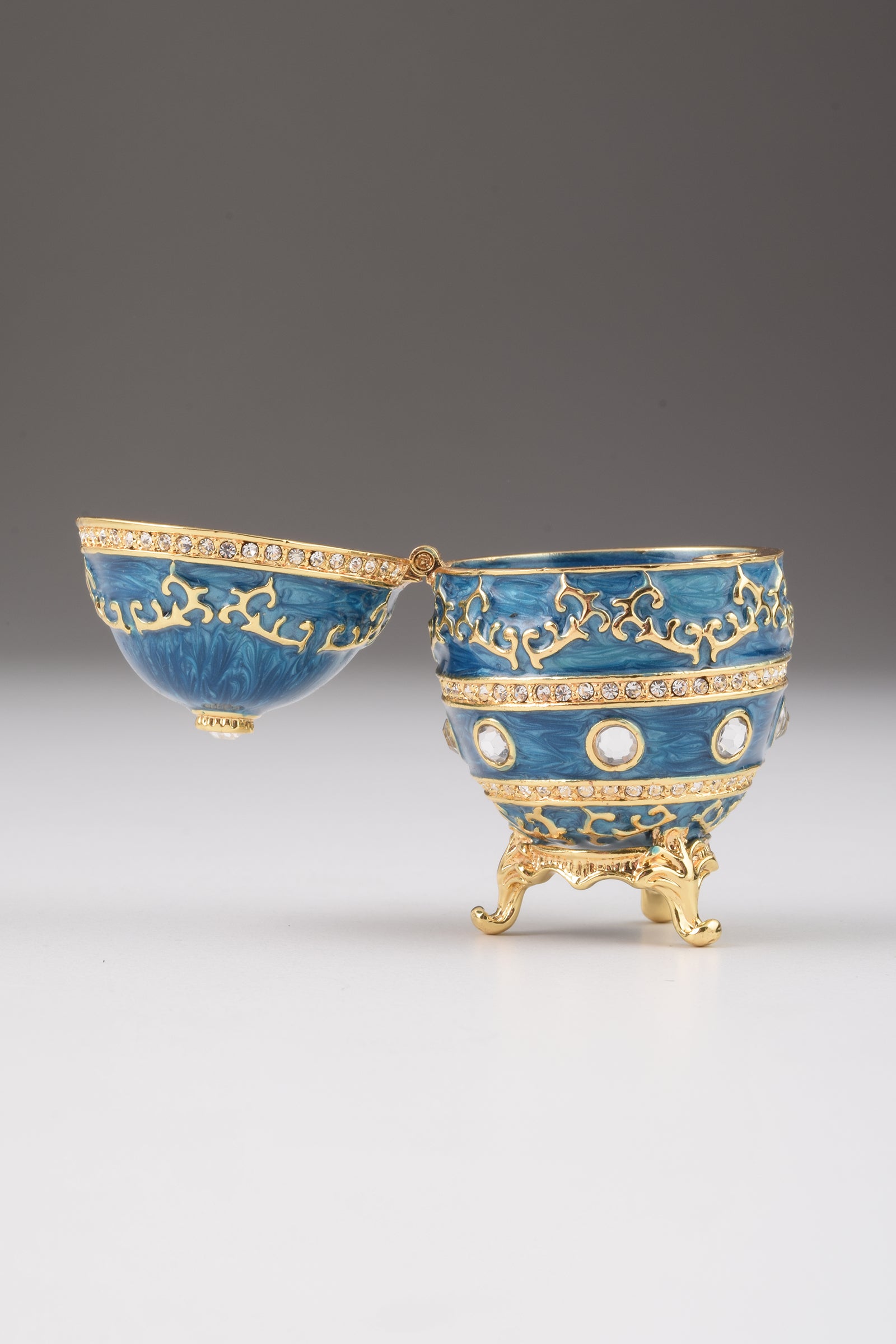 Oeuf de Fabergé bleu